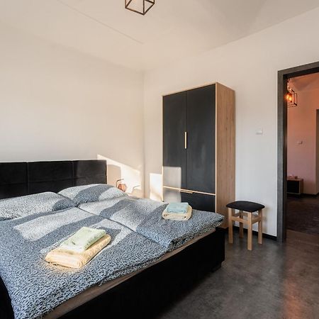 Apartmany Praha-Modrany Ngoại thất bức ảnh