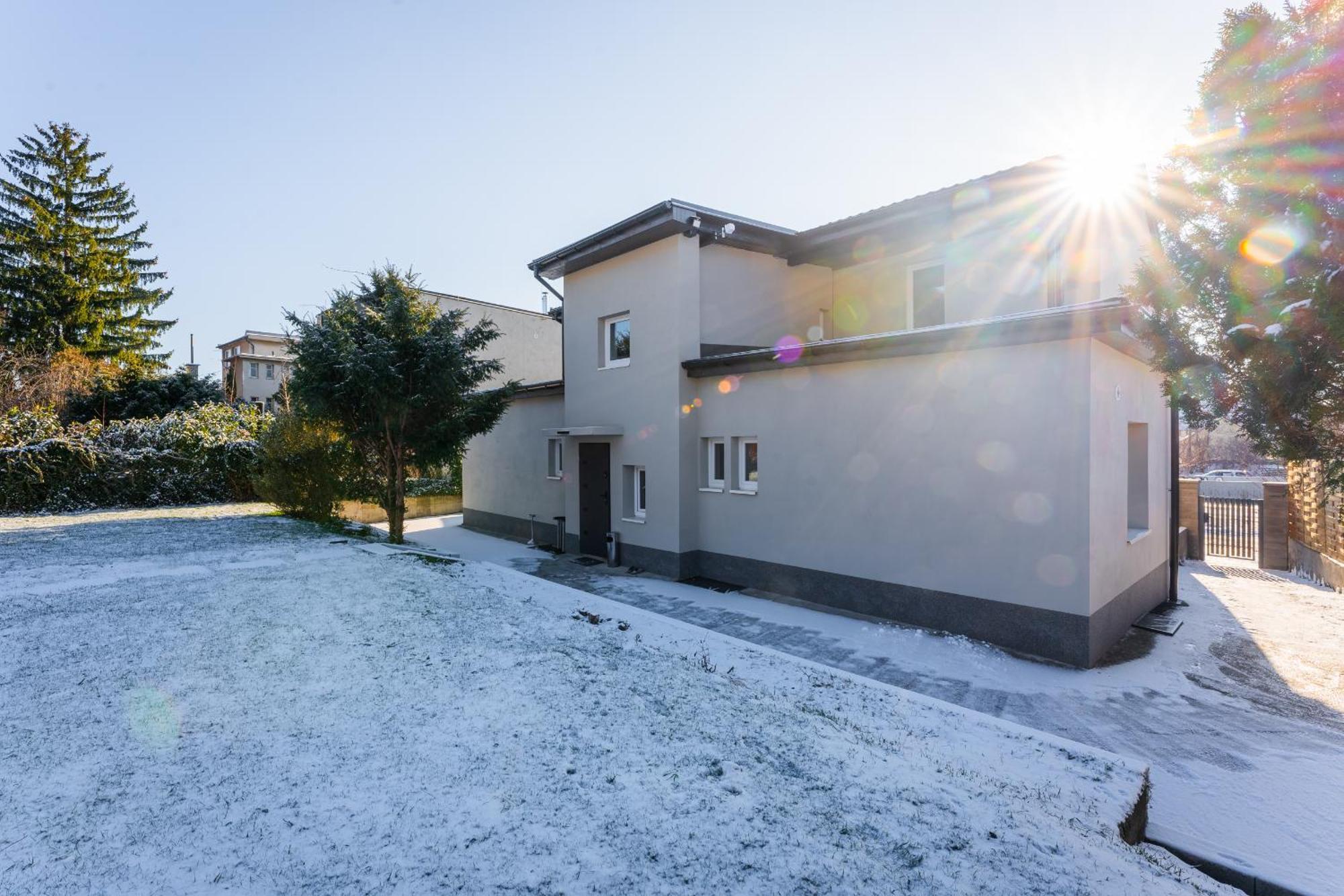 Apartmany Praha-Modrany Ngoại thất bức ảnh